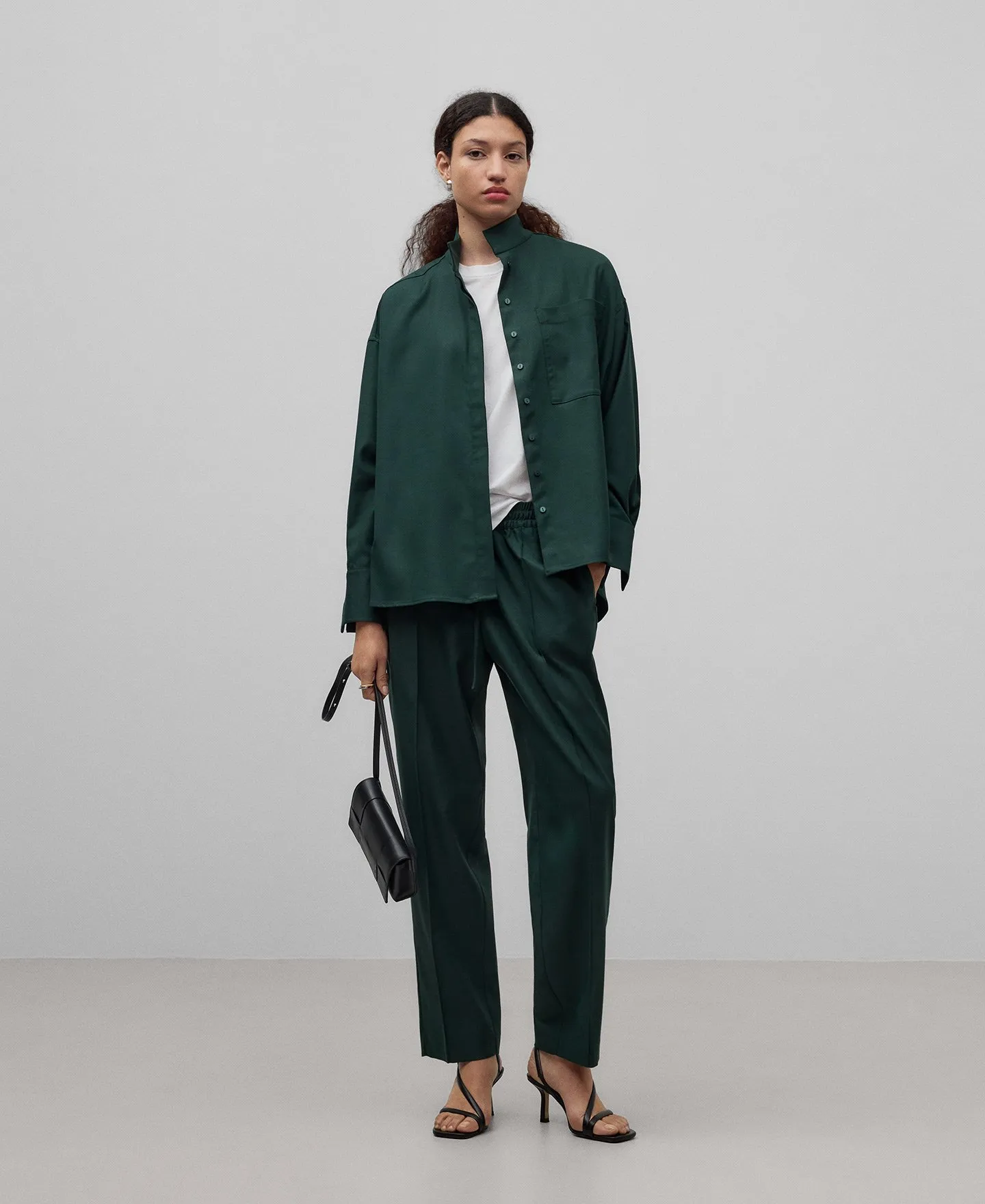 Dark green mandarin collar shirt woman