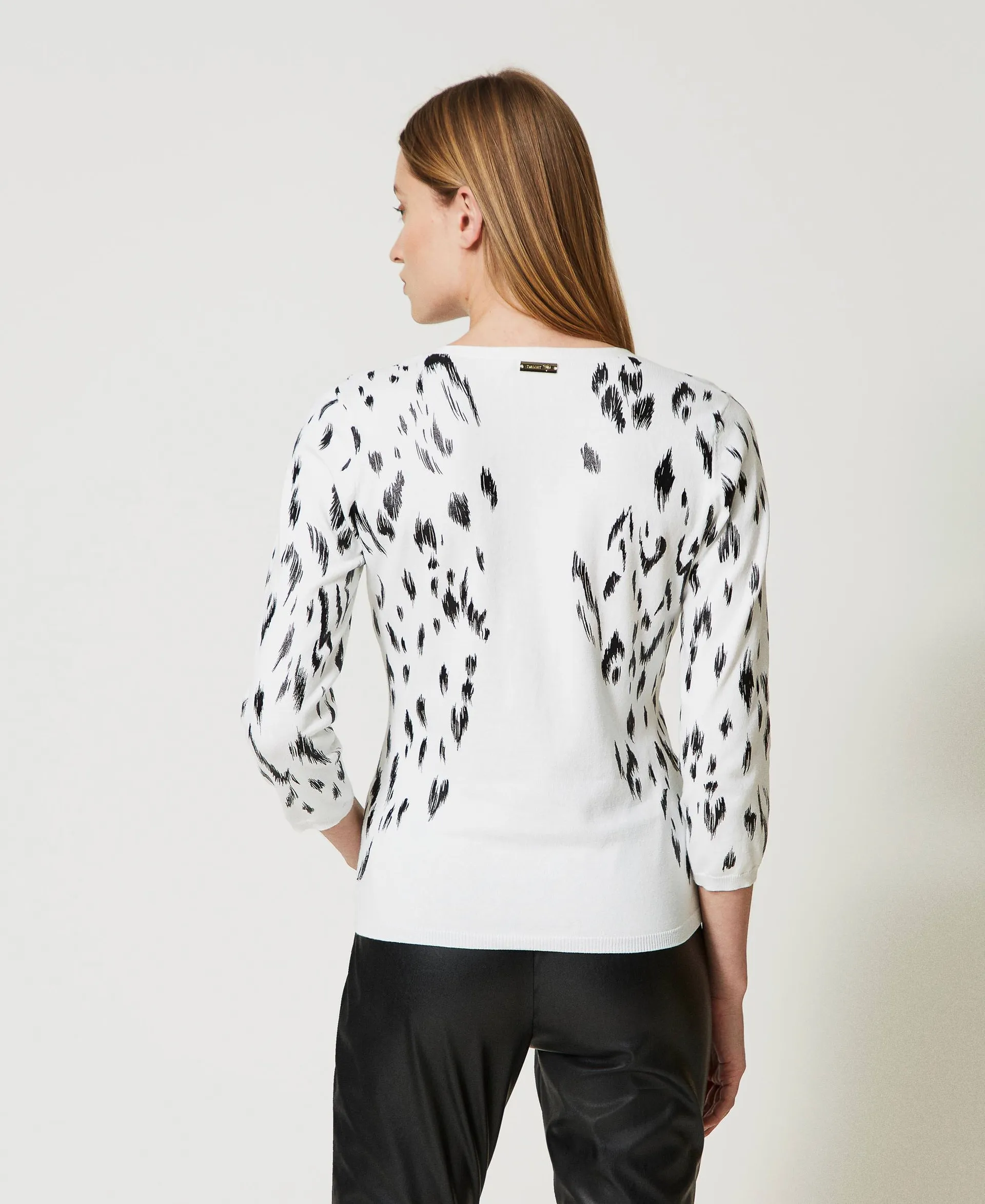 Jersey de corte estándar con estampado animal print