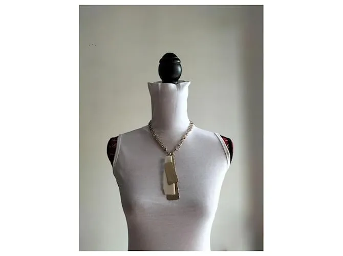 Max Mara Collar de cadena con broche-colgante Dorado 